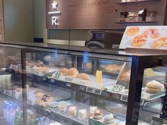 -星巴克臻选(上海中环广场2F店)