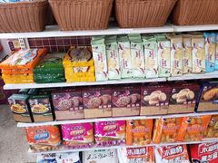 零售区-桂香村(护国寺店)