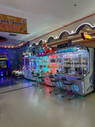 -乐多星球潮玩中心(沈阳嘉里城店)