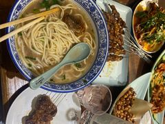 -东大桥小国抻面烧烤(长通路店)
