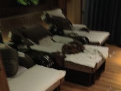 -臻享养生·SPA·影院式足道(汇臻店)