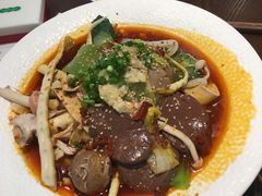 -成都你六姐·牛肉冒菜(城市集市合生汇店)