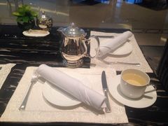 华尔道夫酒店廊吧-LONG BAR 廊吧(外滩华尔道夫酒店)