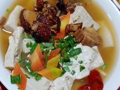 -蓝田九大碗民俗食府(蓝田店)