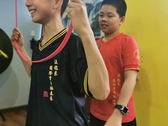 -温鉴良实用咏春拳