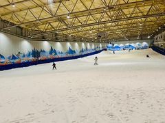 -乔波室内滑雪场