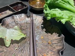 -铭牛烧肉·和牛海鲜自助(高新月牙湖店)