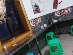 -铁锅哥米线