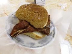 猪扒菠萝包-渔记茶餐厅(渔村店)