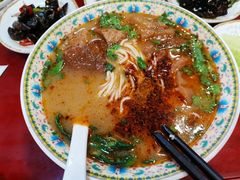 -金杨拉面王小吃面馆·牛三宝面·红烧牛肉粉