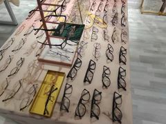 -肆兮眼镜·蔡司·徕卡战略合作店(大坪店)