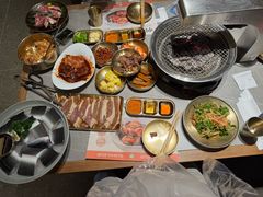 -草家酱蟹炭火烤肉店(珲春南路一店)