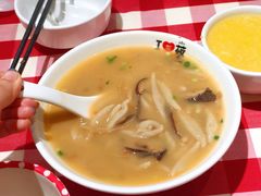 蘑菇汤莜面鱼鱼-西贝(东城万达广场店)
