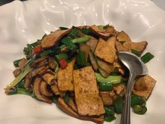 香干小炒肉-悦融琥珀·京鲁菜·海味珍品(西单店)