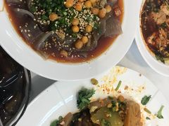 冒脑花-成都你六姐·牛肉冒菜·麻辣香锅(长泰广场店)