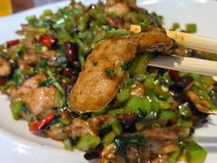 怪味牛柳-恩宏德餐馆(平山道店)