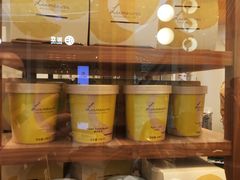 -LUNEURS月乐诗·法式冰淇淋(北外滩来福士广场店)