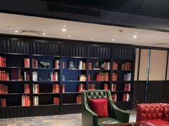 -上海锦江汤臣洲际大酒店柒酒廊