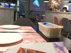 -樱花里音乐餐吧·牛扒椰子鸡(东圃店)