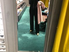 -Gucci(青岛海信广场店)