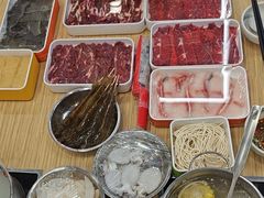 -杨老板·海鲜集市火锅·鲜切牛肉(中防万宝店)