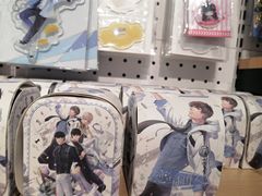 -IPSTAR潮玩星球(西单华威潮铺街店)