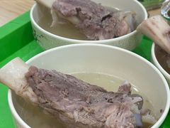 -周震馄饨