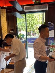 -东方先生国潮男士理发馆