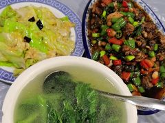 青菜汤-墨江小城故事餐厅