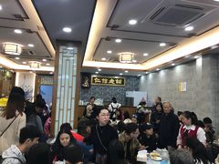 等位区-仁信老铺(华盖路店)