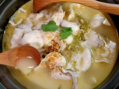 -九锅一堂酸菜鱼(石家庄先天下店)