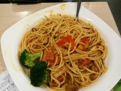 白汁鲜菌鸡柳烩意粉-佰搭果·广式茶餐厅(西华路店)