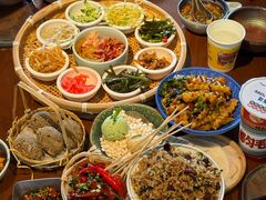 -包整·丝娃娃(一览甲秀楼风景店)