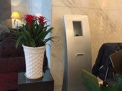 -御花园·粤菜·海鲜火锅(中山公园店)
