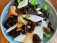 木耳炒淮山-品茶居素食馆(罗湖店)