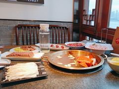 -小天鹅火锅·一线江景洪鼎旗舰店(洪崖洞店)