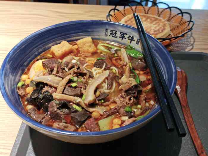 冠军牛杂粉·面·煲(红旗店)-"位置:友谊南大街振岗路南边,挨着思乡