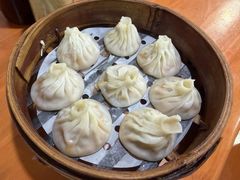 -莱莱小笼·乔艾