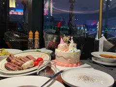 -MONICH牛排融合餐厅(和义大道购物中心店)