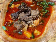 -老滇山寨•云南特色菜•地方菜•民族风情歌舞表演(金碧店)