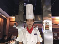 -利昂法式铁板主题餐厅(新奥购物中心店)