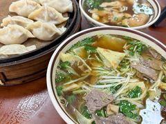 牛肉罩饼-清真·白家牛肉罩火烧老店(育才街店)