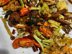 -嗨辣小聚·盘锦河蟹·海鲜烧烤龙虾(盘锦十年好店)