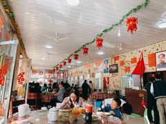 大堂-何适山庄 ·可团建(水长城P2停车场店)