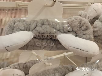 今日依旧美女子必备物合集推荐哦，周末必打卡名创优品