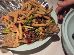 -荷花亭·湖北融合菜(中商广场店)