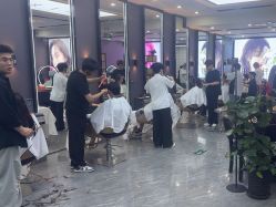 -藤野造型烫染·漂发