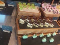 -锦厨国际自助餐厅 · 云端景观 (昆明索菲特大酒店)