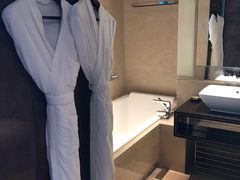 -广州天河希尔顿酒店