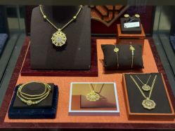 -周生生Chow Sang Sang(新世界店)